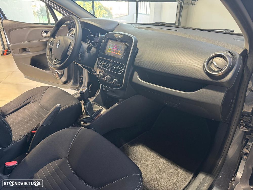 Renault Clio Sport Tourer 1.5 dCi Limited - 11