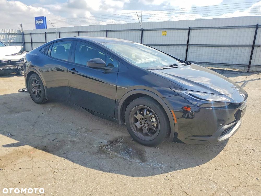 Toyota Prius - 1