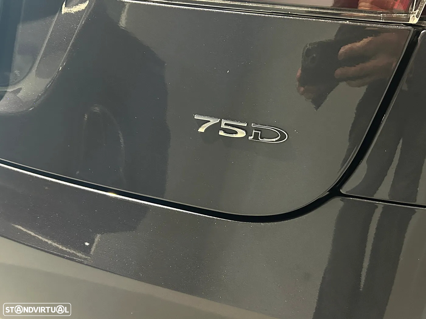 Tesla Model S - 16