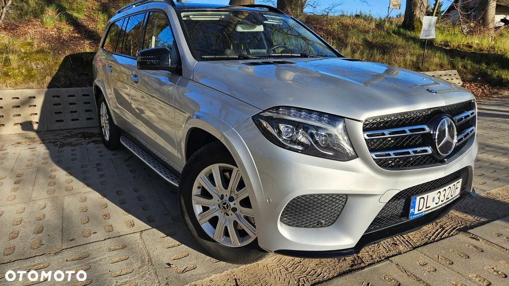 Mercedes-Benz GLS - 2