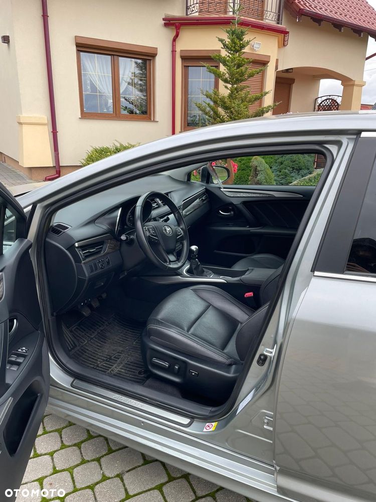 Toyota Avensis 1.8 Prestige - 8