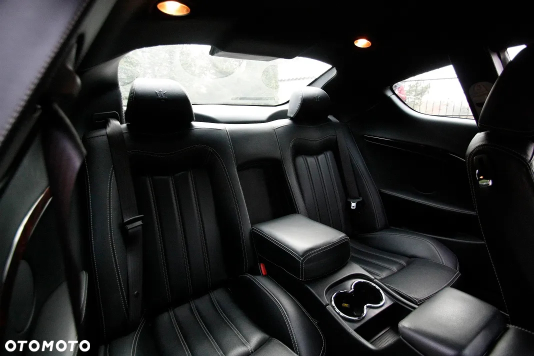 Maserati GranTurismo - 10