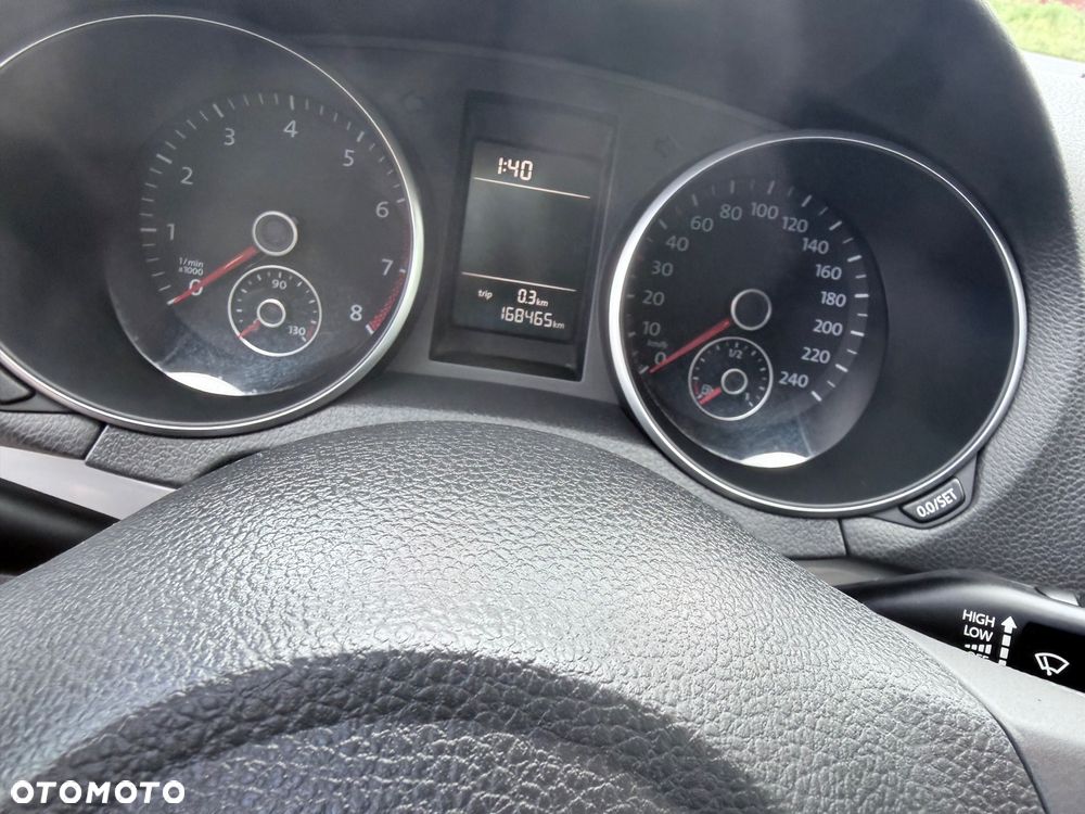 Volkswagen Golf 1.6 Team - 16