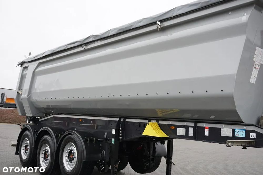 Schwarzmuller / WYWROTKA / 27 M3 / 2 X OŚ PODNOSZONA - 17