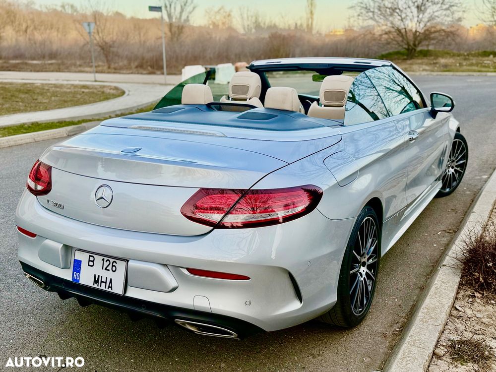 Mercedes-Benz C 300 9G-TRONIC AMG Line Plus - 12