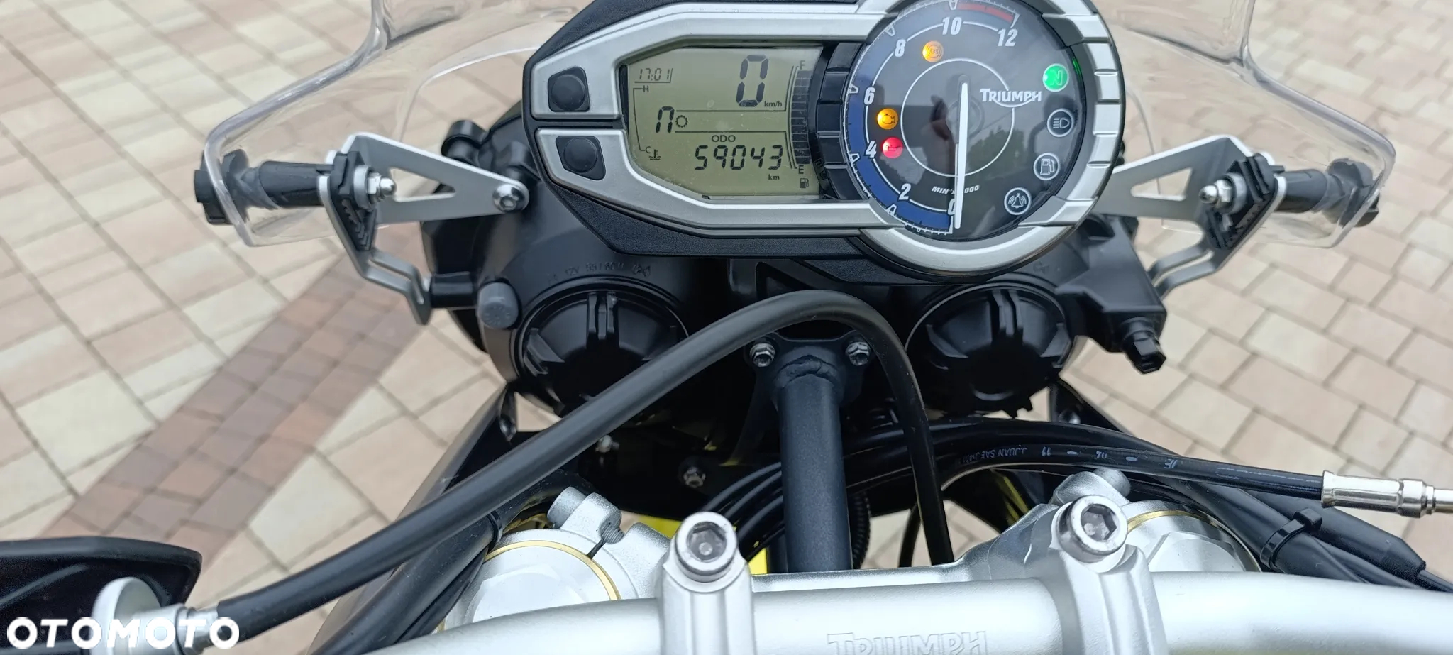 Triumph Tiger - 14