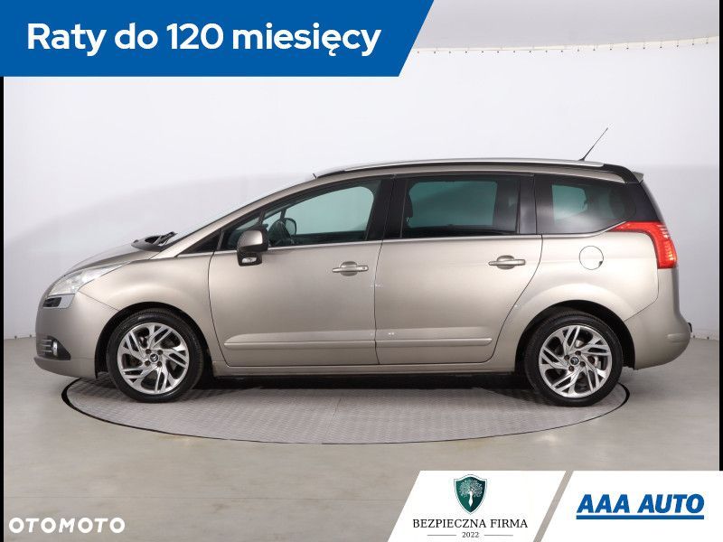Peugeot 5008 - 3