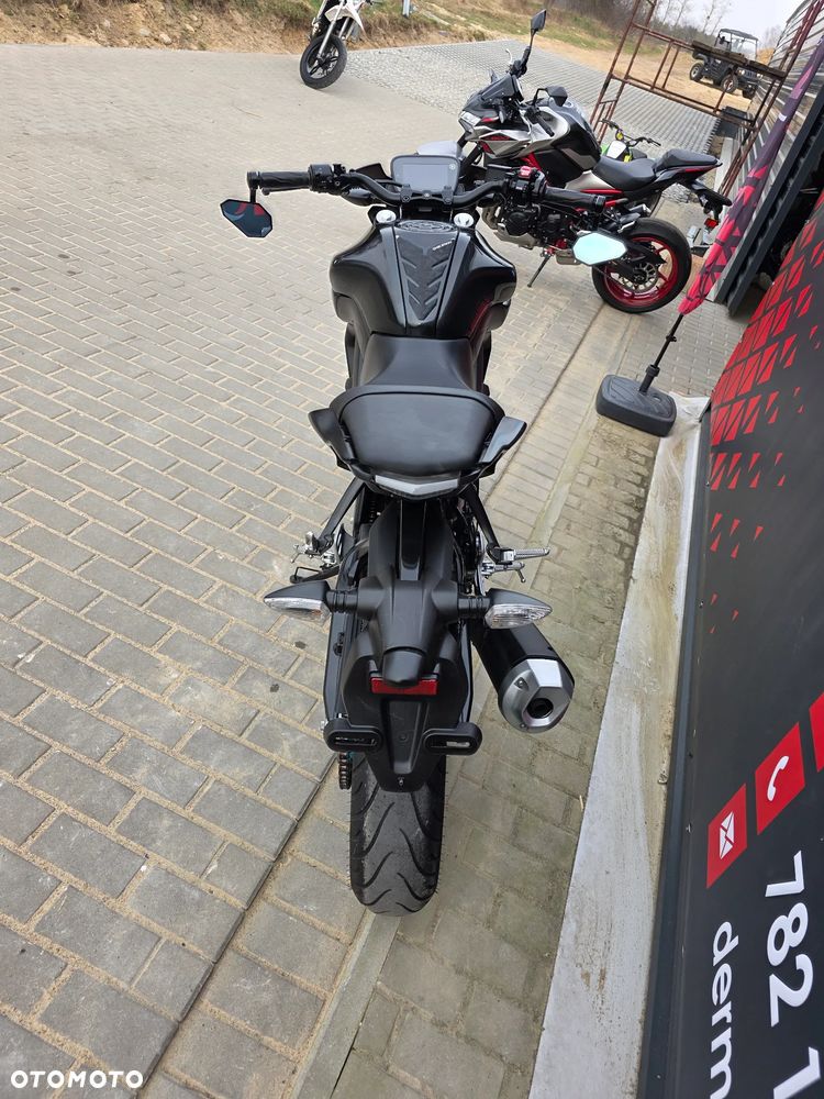 Yamaha MT - 26