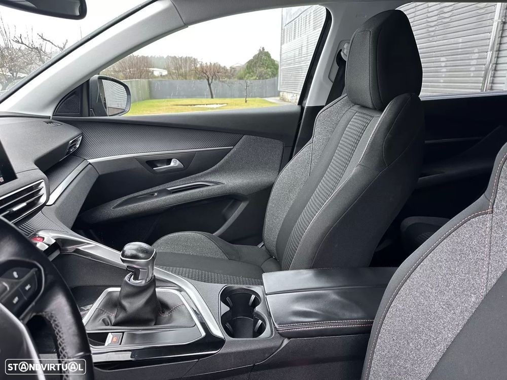 Peugeot 5008 1.2 PureTech Allure Pack - 30