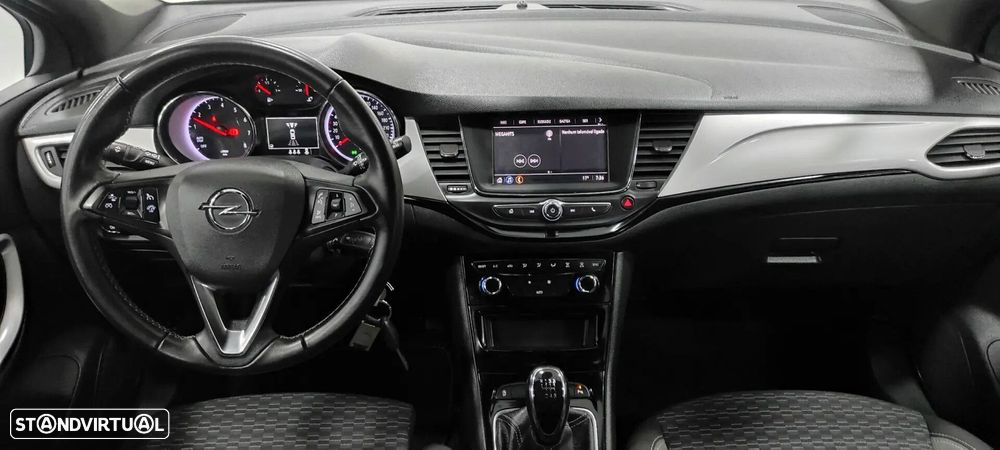 Opel Astra 1.2 Turbo - 8