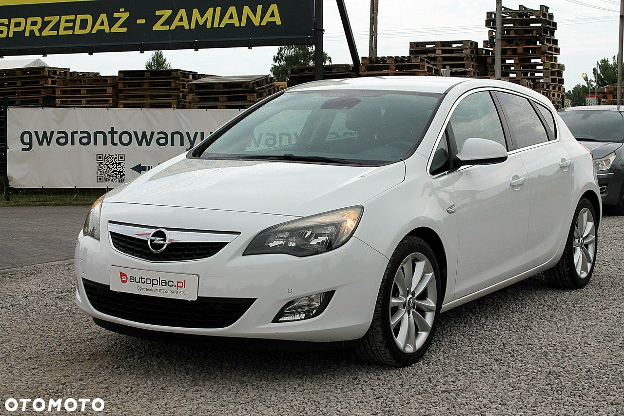 Opel Astra IV 1.4 T Cosmo S&S - 24