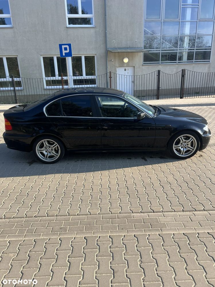 BMW Seria 3 330i - 8