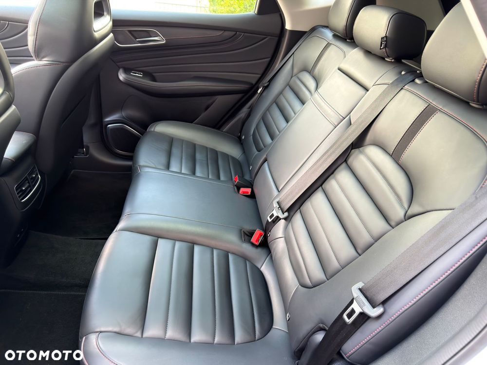 MG HS 1.5 T-GDI Exclusive - 19