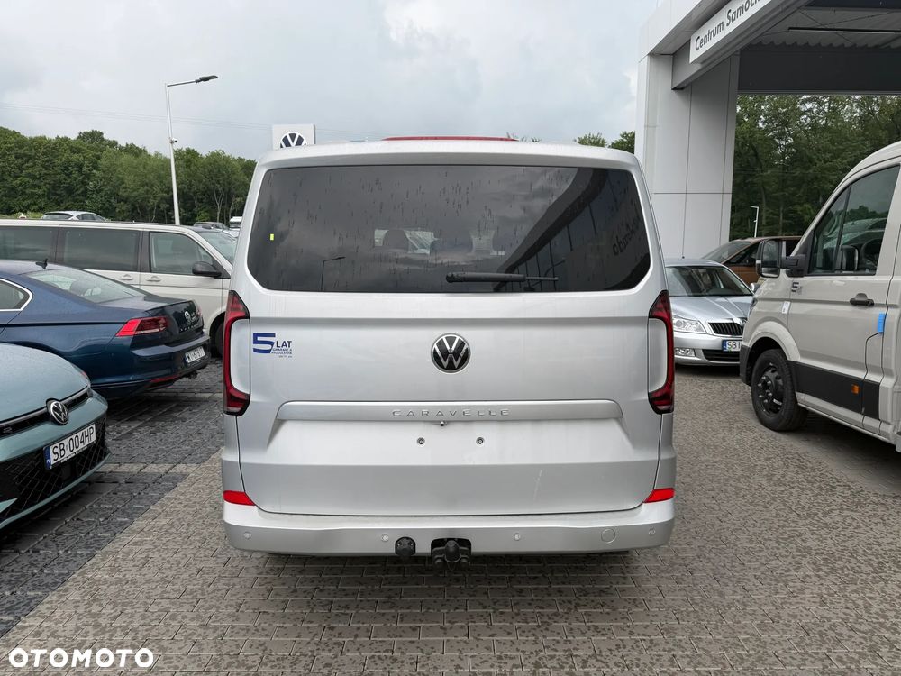 Volkswagen Caravelle - 5