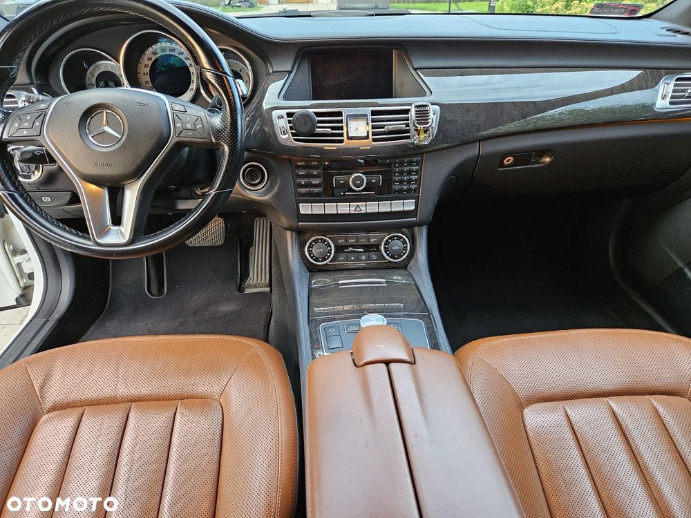 Mercedes-Benz CLS 350 CDI BlueEff - 11