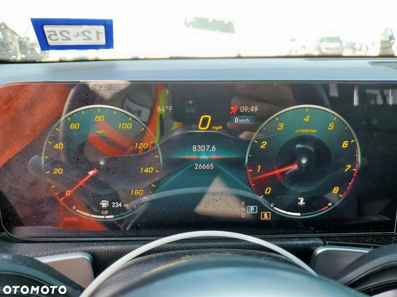 Mercedes-Benz GLB - 12