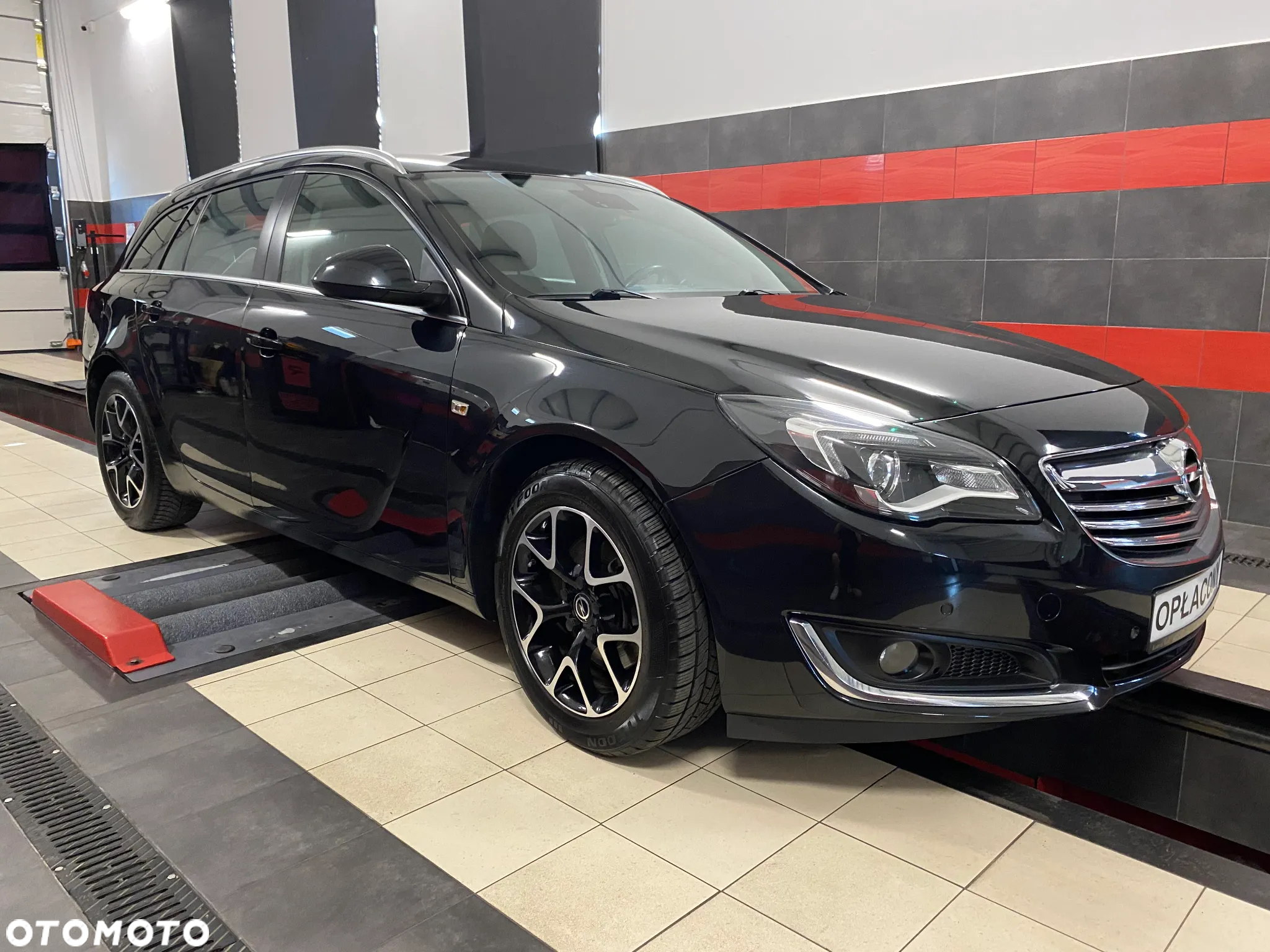 Opel Insignia 1.6 T Cosmo S&S - 5