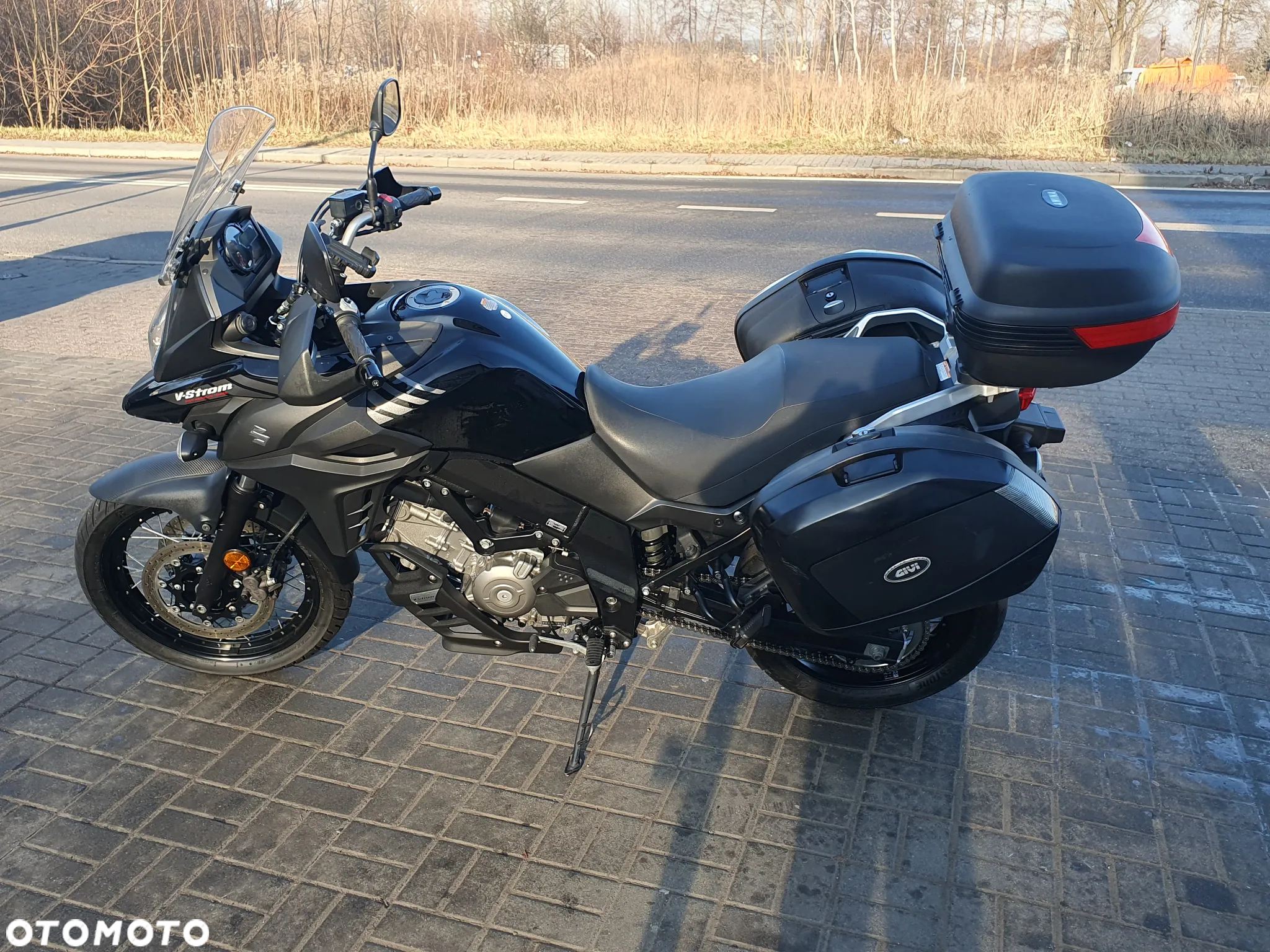 Suzuki V-STROM - 14