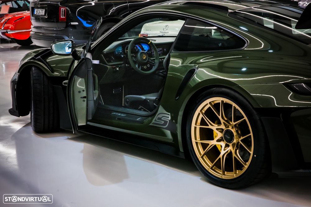Porsche 911 (992) GT3 RS - 17