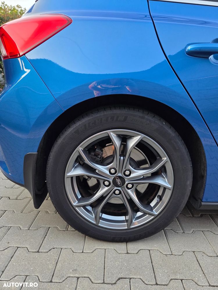 Ford Focus 2.0 EcoBlue Titanium Business - 12