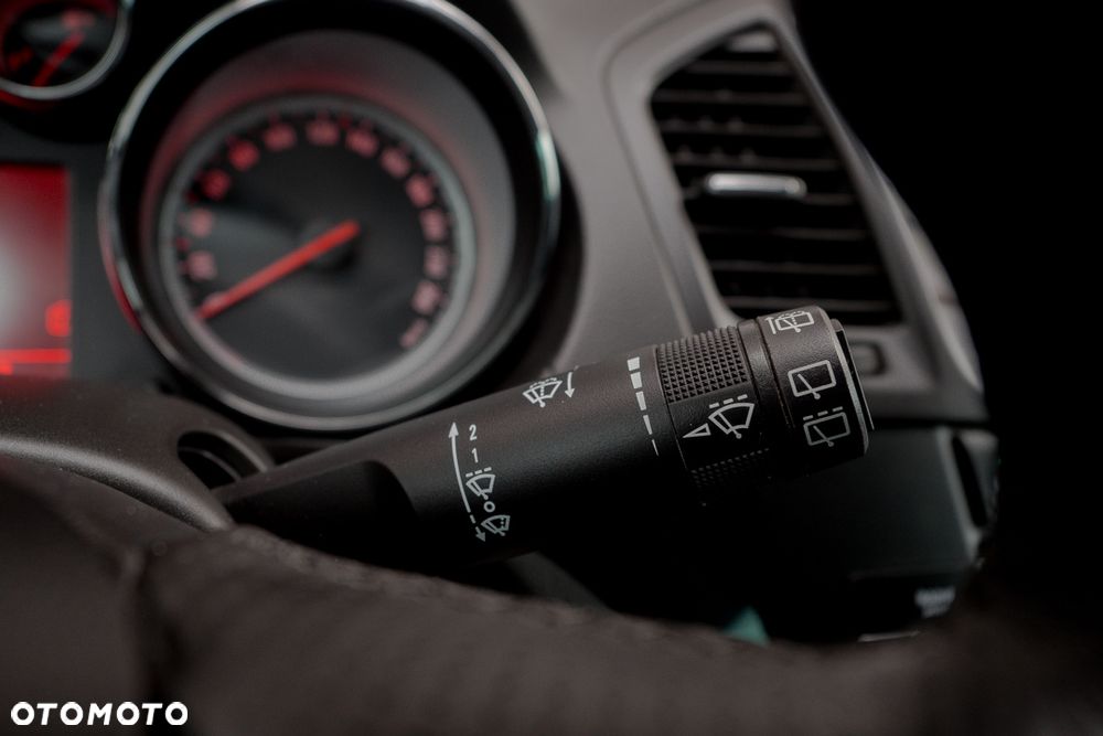 Opel Insignia 1.6 T Sport - 21