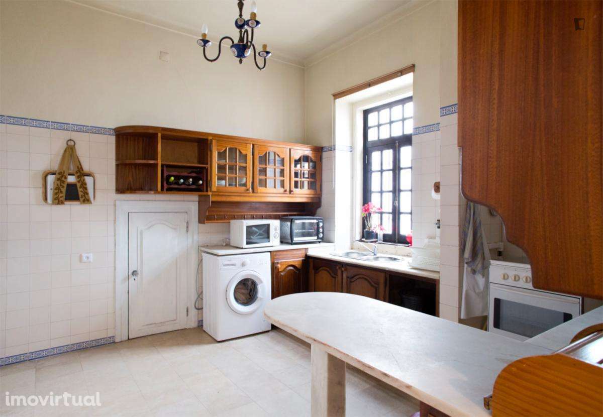 Quarto - localizado em Oeiras Lisbon - Grande imagem: 4/30