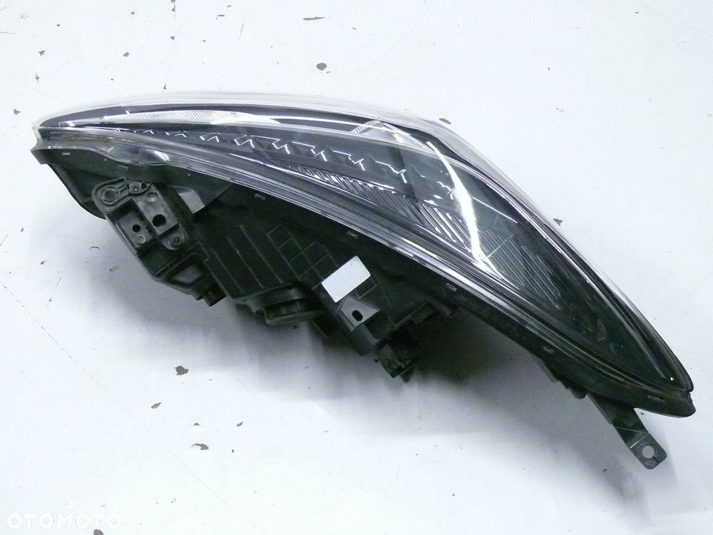LAMPA PRZEDNIA PRAWA HYUNDAI I40 I 2015 2019 LIFT LED H7 8 PIN EU - 2