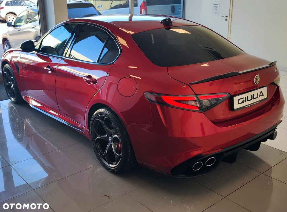 Alfa Romeo Giulia 2.9 Bi Turbo V6 Quadrifoglio - 12