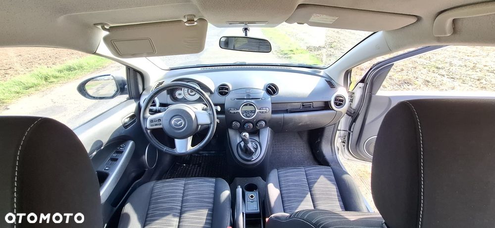 Mazda 2 1.5 Dynamic - 6