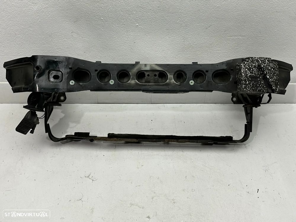 Frente Completa - Ford Focus III (2013) - 9