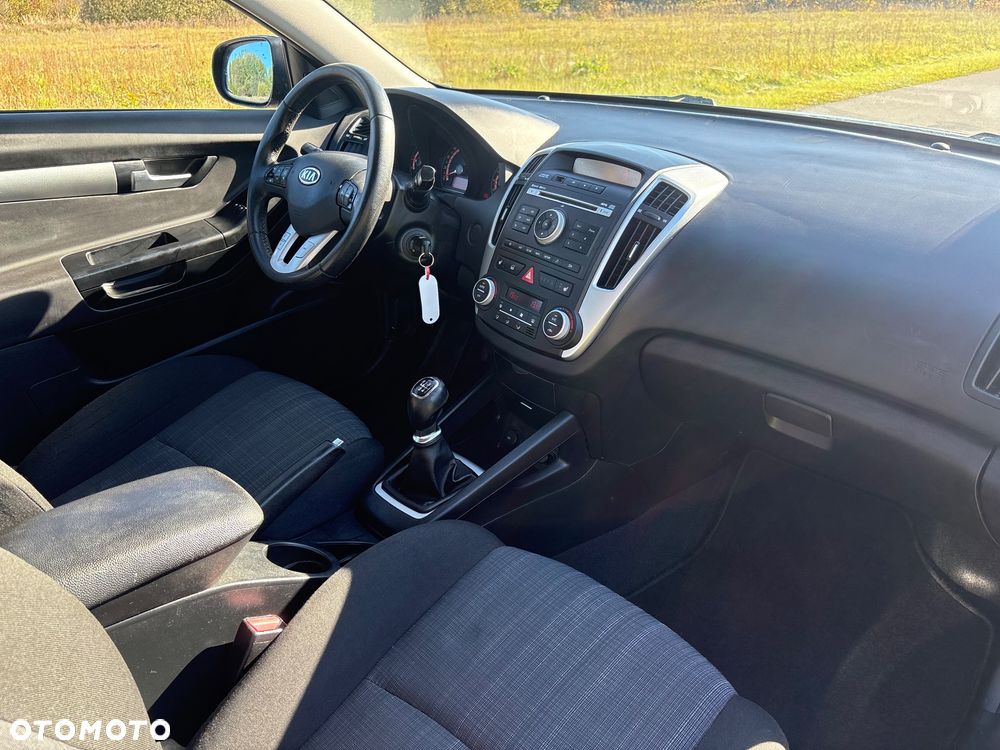 Kia Ceed 1.6 Crdi Comfort + - 13