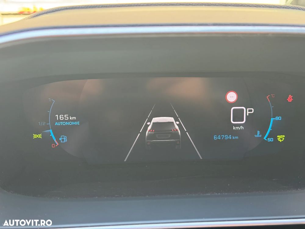 Peugeot 2008 1.2 L PureTech STT EAT8 Allure - 11