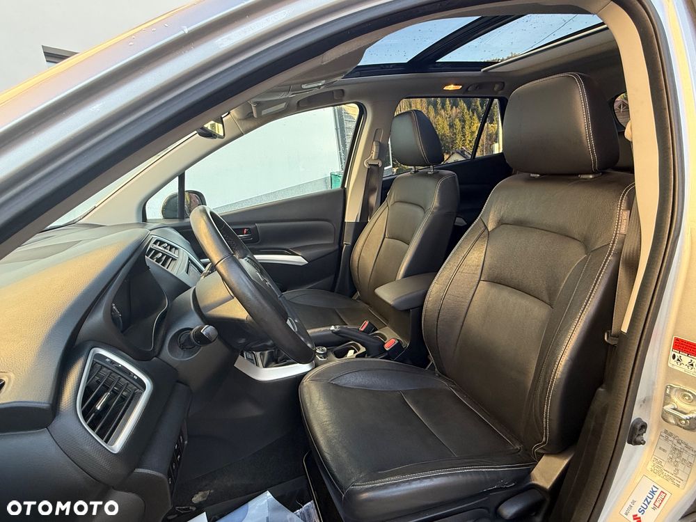 Suzuki SX4 S-Cross 1.6 DDiS Premium Plus 4WD - 11