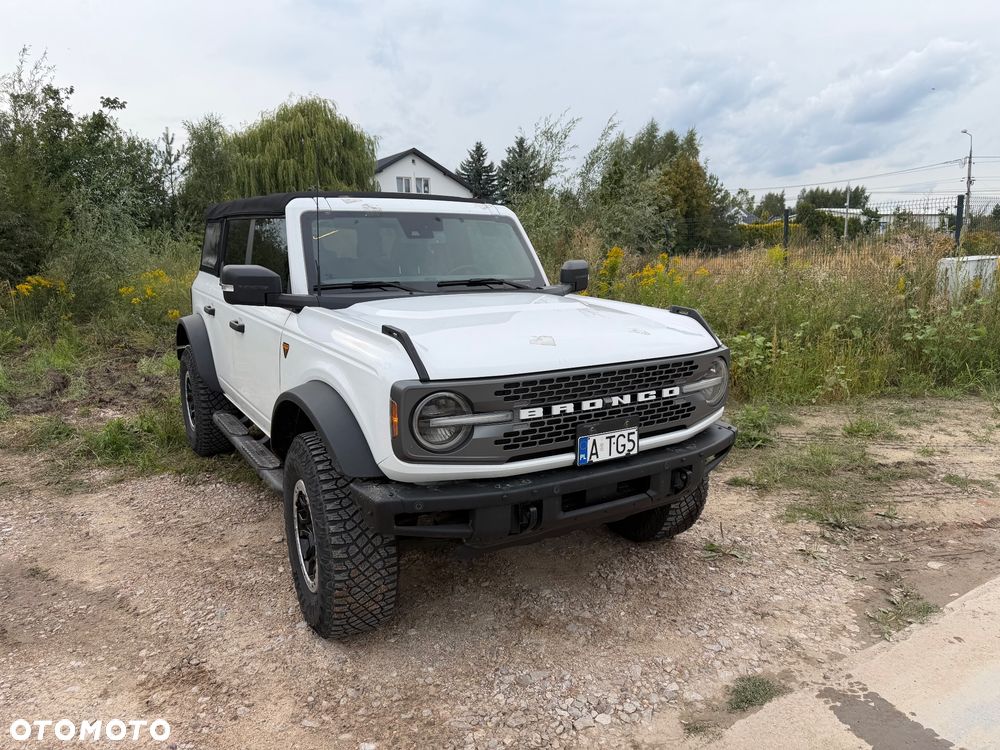 Ford Bronco - 19