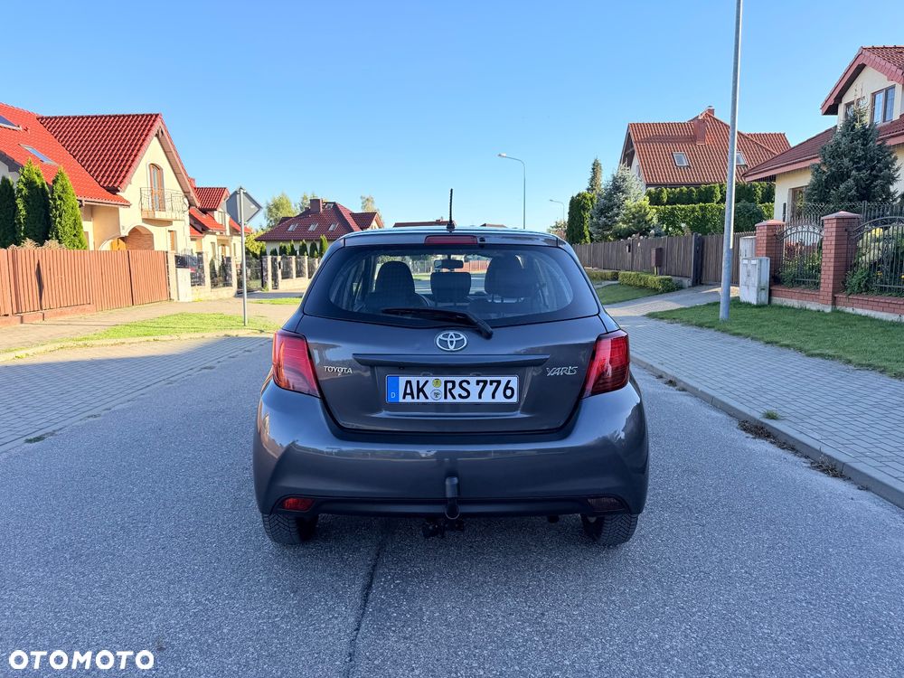 Toyota Yaris - 14