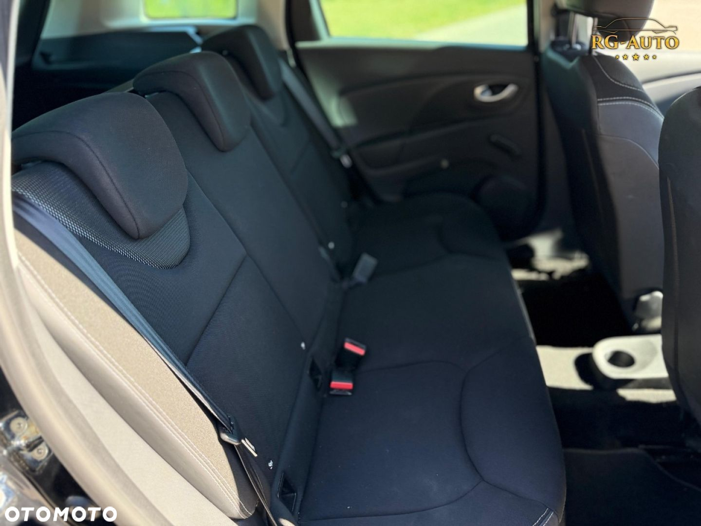 Renault Clio - 24