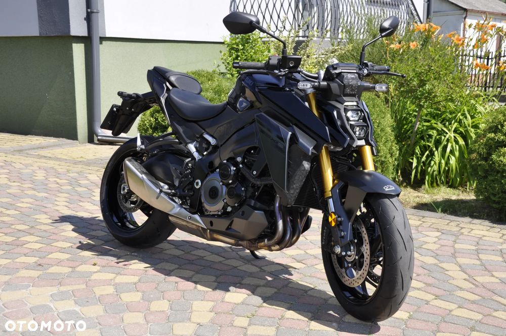 Suzuki GSX 1000 - 1