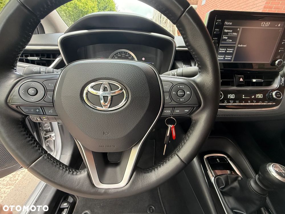 Toyota Corolla 1.5 Comfort - 22
