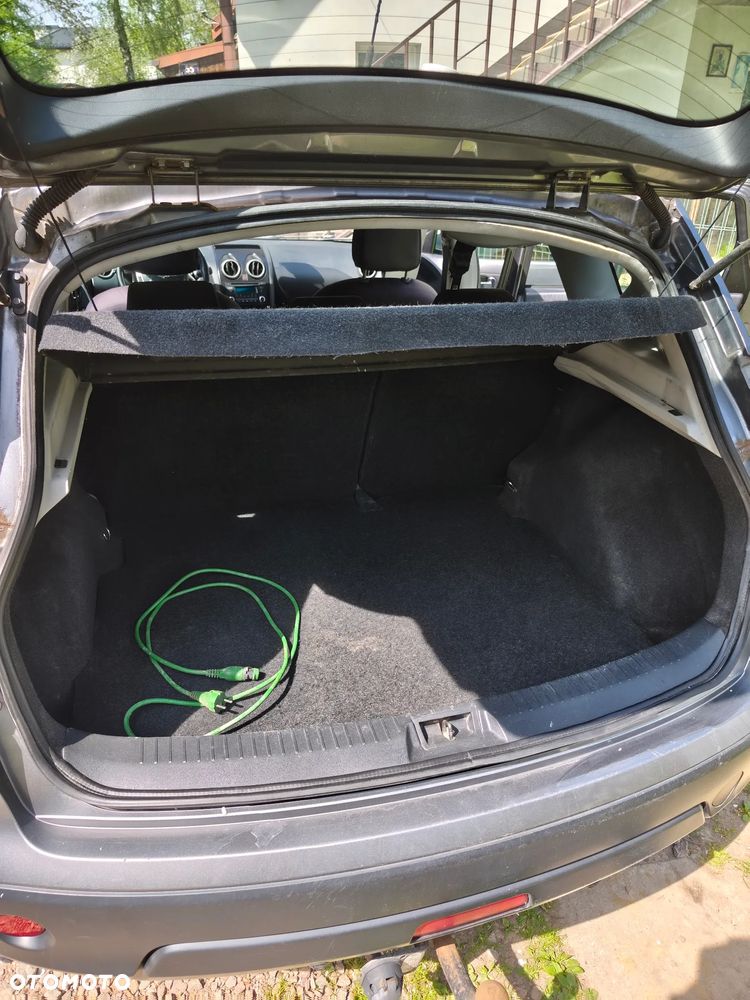 Nissan Qashqai 2.0 dCi 4 x 4 DPF I-Way - 10