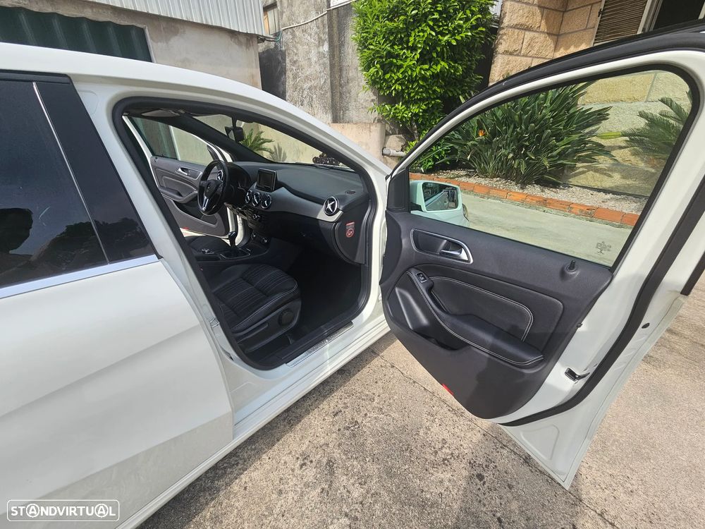 Mercedes-Benz B 180 CDI Urban - 17