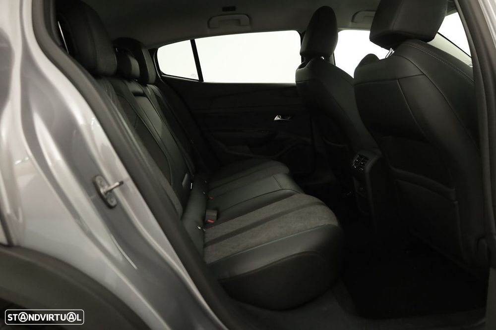 Peugeot 408 1.6 Hybrid Allure e-EAT8 - 21