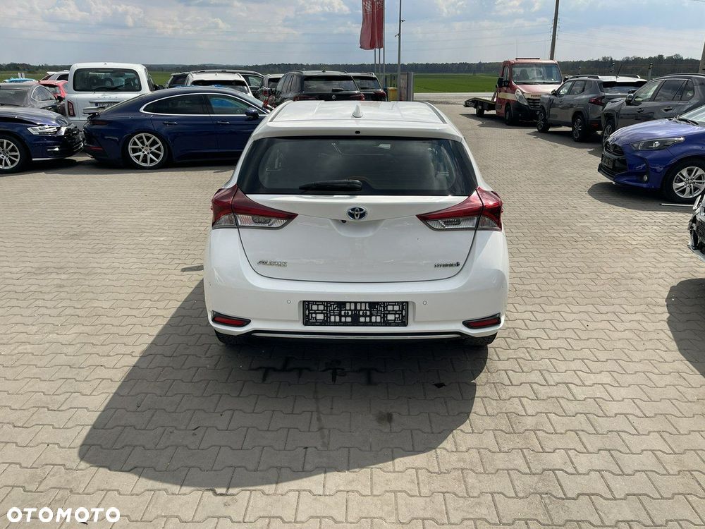 Toyota Auris Hybrid 135 Freestyle - 3