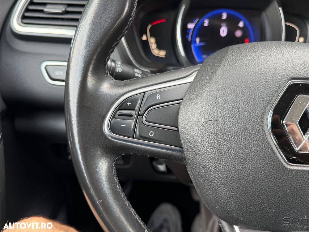 Renault Kadjar BLUE dCi EDC Intens - 17