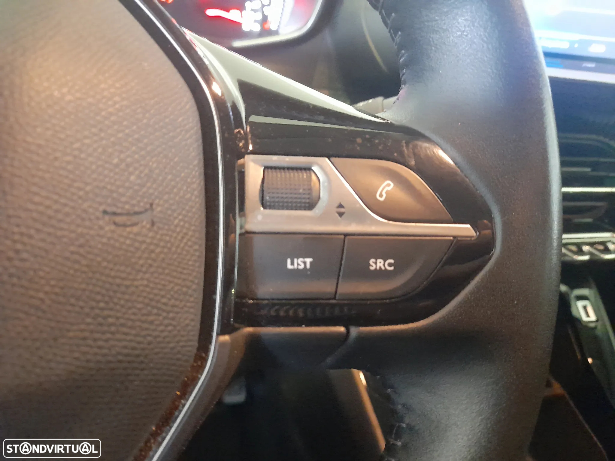 Peugeot 208 1.2 PureTech Active Pack - 14