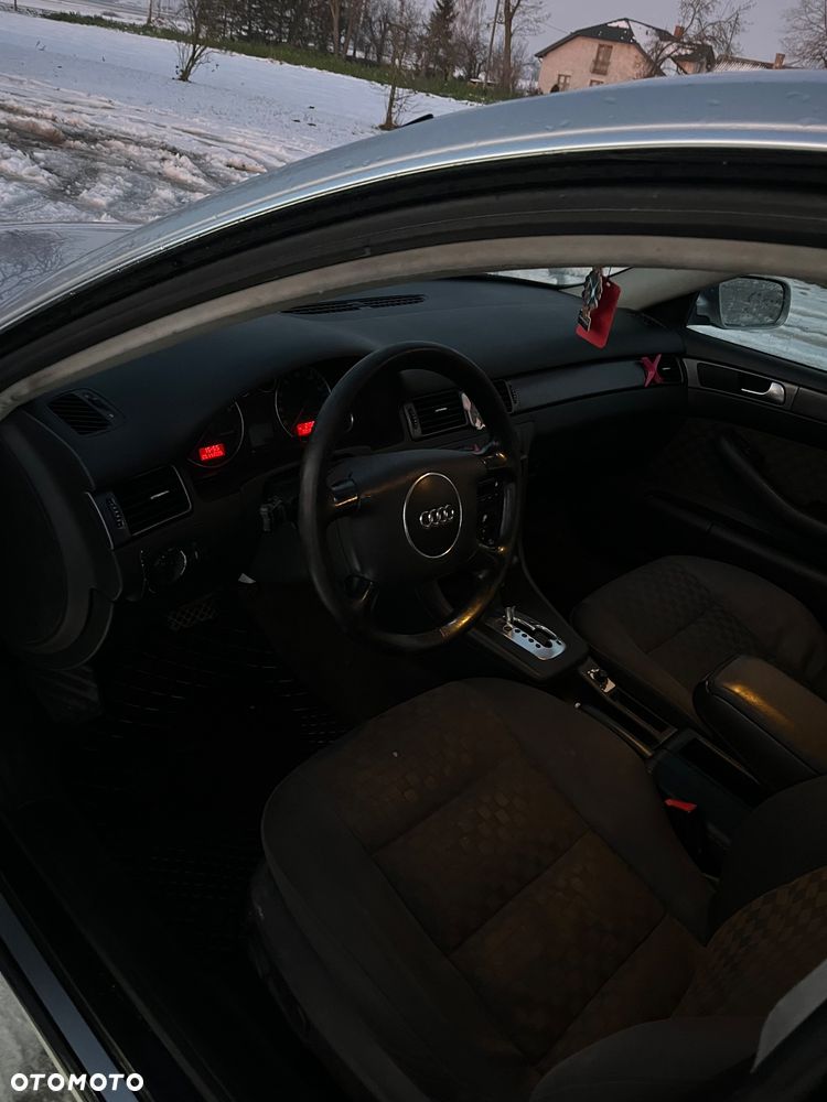 Audi A6 Limousine 2.4 Multitronic - 7