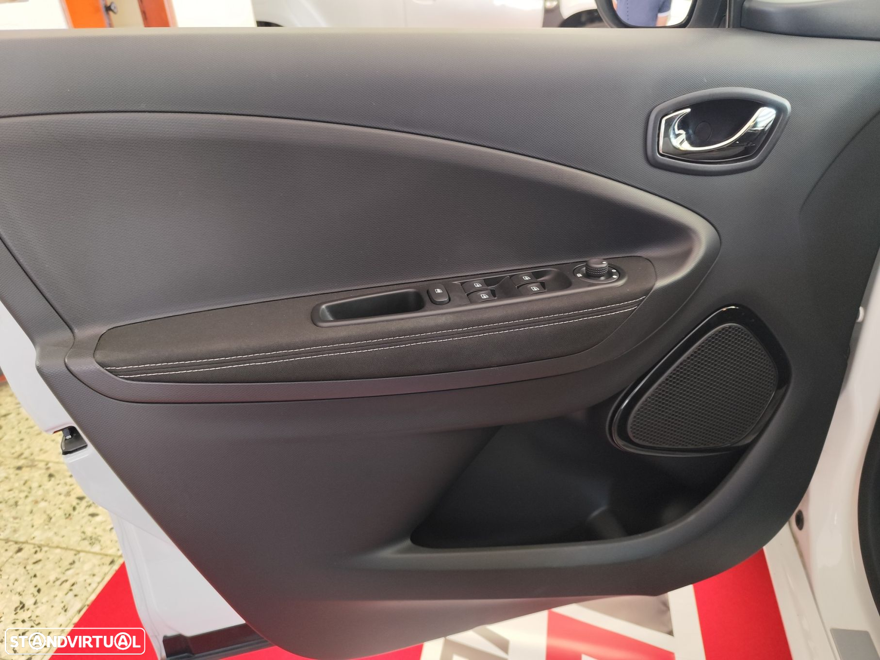 Renault Zoe - 8