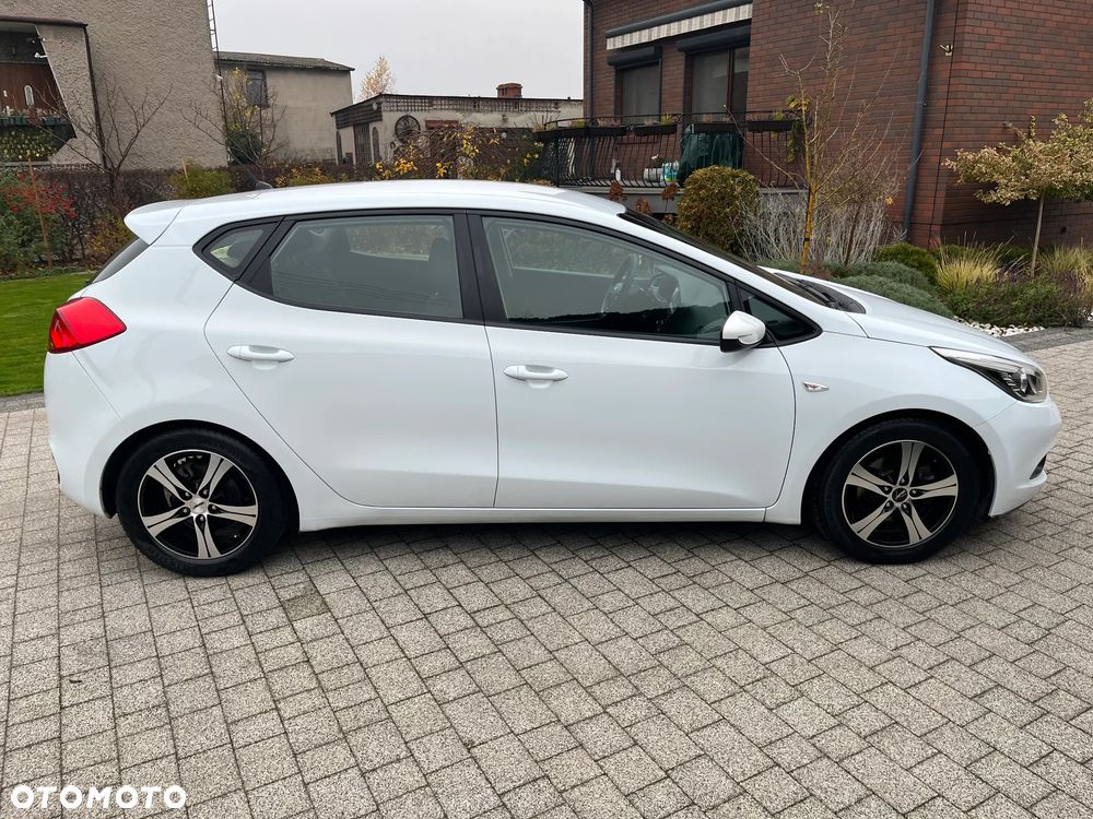 Kia Ceed 1.4 CRDi 90 Vision - 8