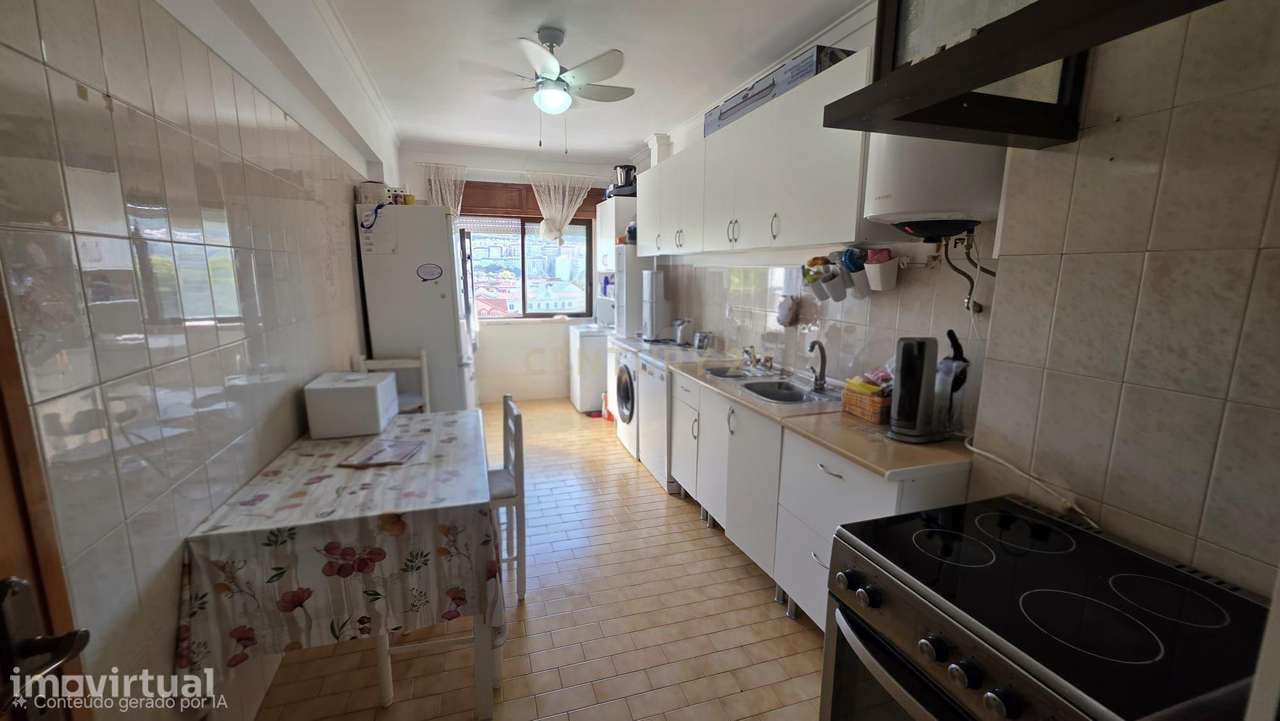Apartamento T1 em Queluz, Sintra - Oportunidade Única!, Com excelente - Grande imagem: 4/18