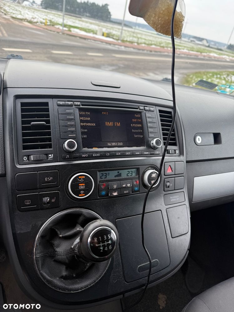 Volkswagen Multivan - 8