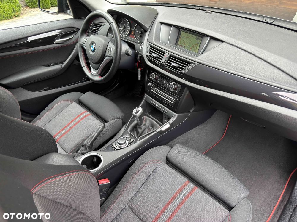 BMW X1 xDrive18d Sport Line - 9